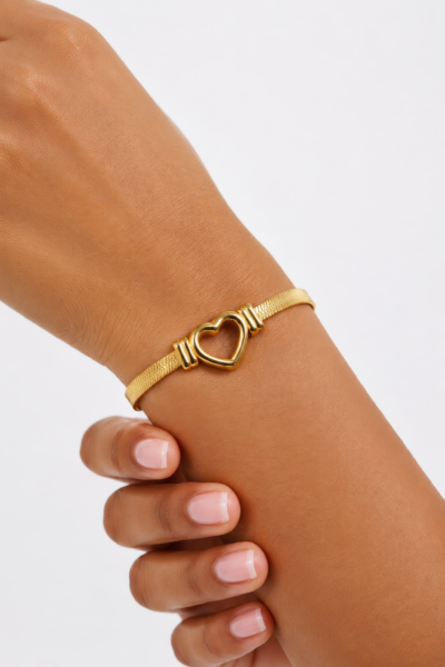 Pulseira de Coração em Ouro