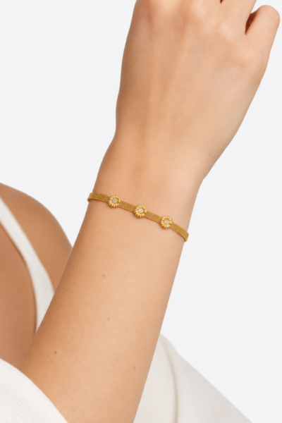 Pulseira Dourada com Flores