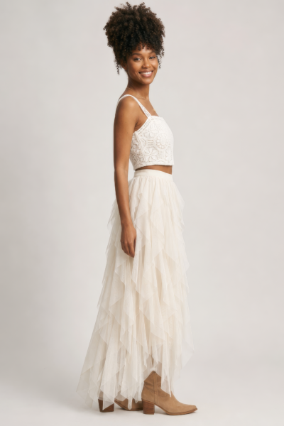 Saia Midi Camadas de Tule Elegante