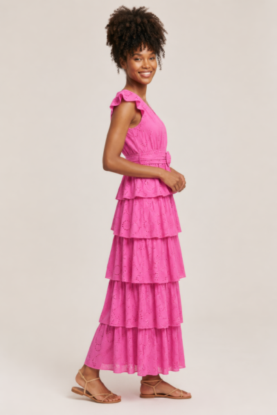 Vestido Longo Rosa com Rendas em Camadas
