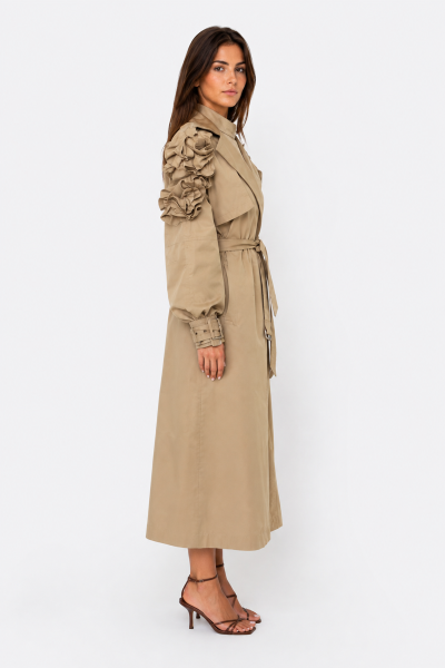Sobretudo Feminino com Detalhes de Ruffles