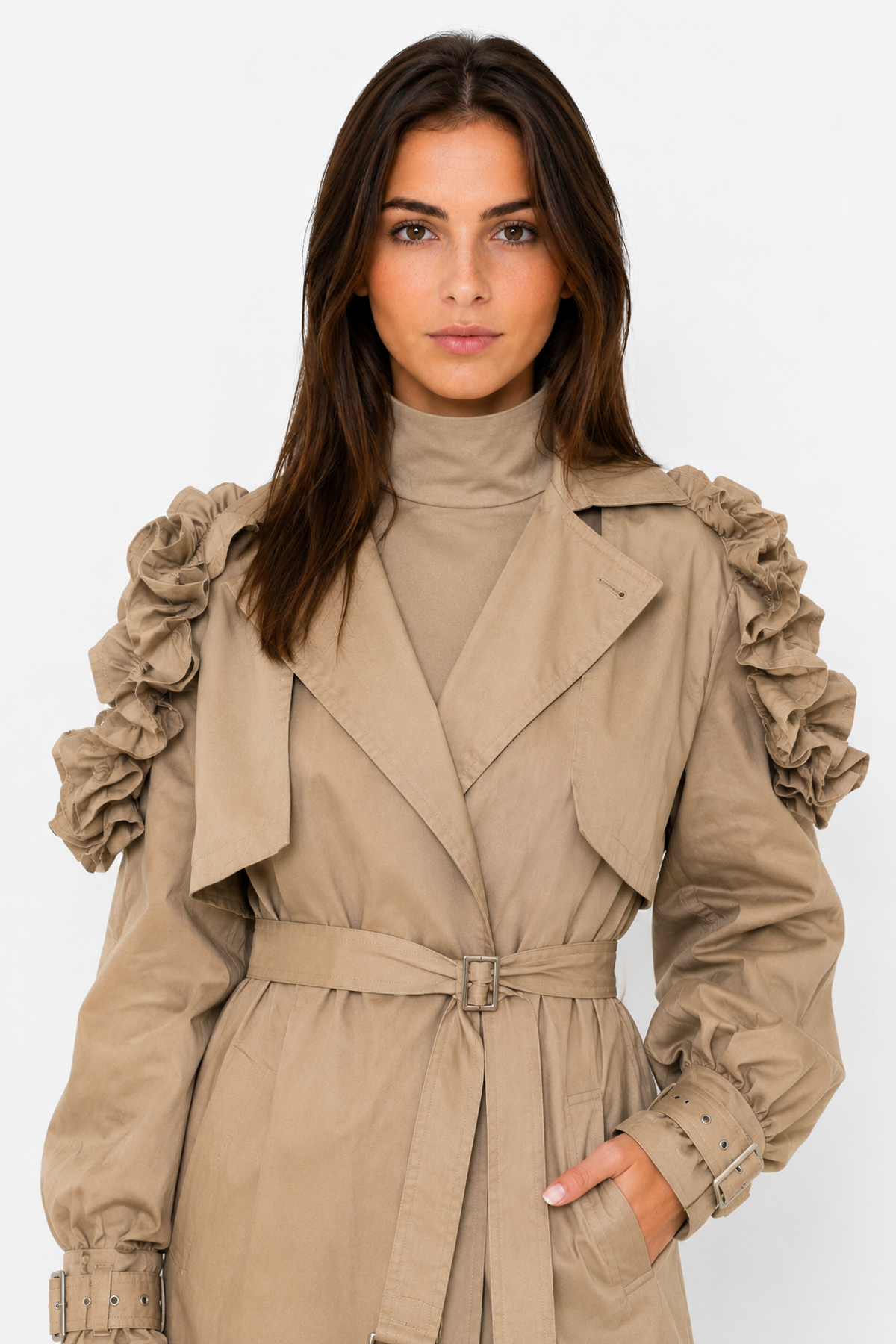 sobretudo-feminino-com-detalhes-de-ruffles Sobretudo Feminino com Detalhes de Ruffles